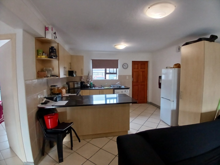 2 Bedroom Property for Sale in Hartenbos Central Western Cape